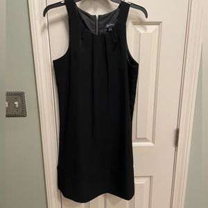 Oleg Cassini size 6 LBD sleeveless black cocktail dress gold zipper back a-line